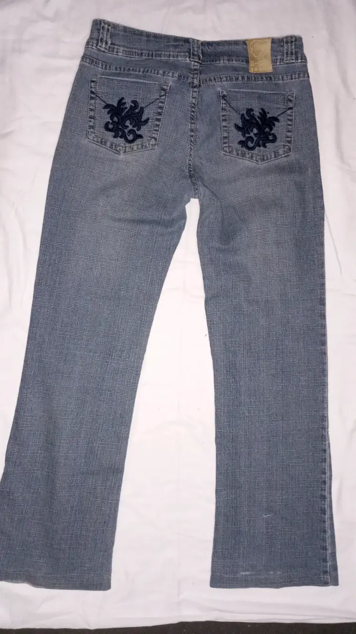 Jeans de mujer Blu Girl con bordado - 2