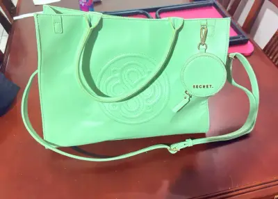 Bolso verde menta con monedero Secret - miniatura 1