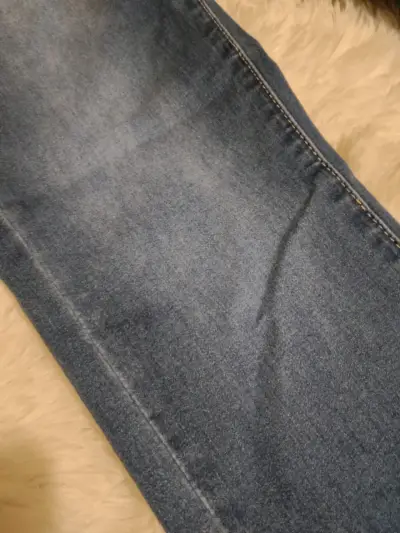 Jeans de mezclilla azul para mujer Menina - miniatura 4