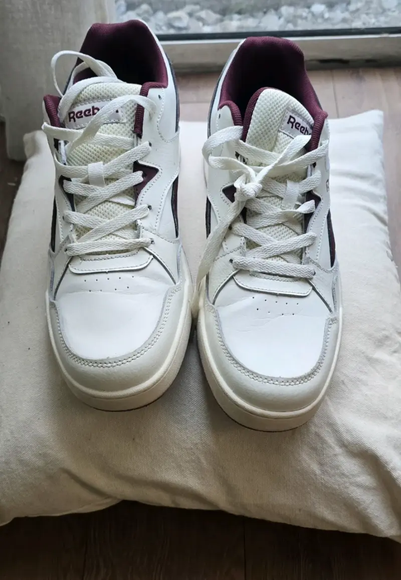 Zapatillas deportivas Reebok blancas y burdeos - 3
