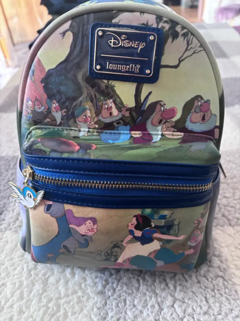 Mochila Disney Loungefly Blanca Nieves - 1