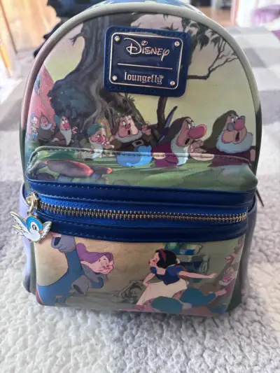 Mochila Disney Loungefly Blanca Nieves - miniatura 1