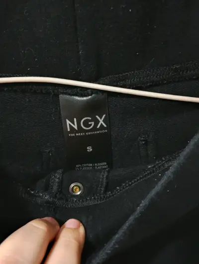 Pantalones negros NGX de algodón y elastano - miniatura 2