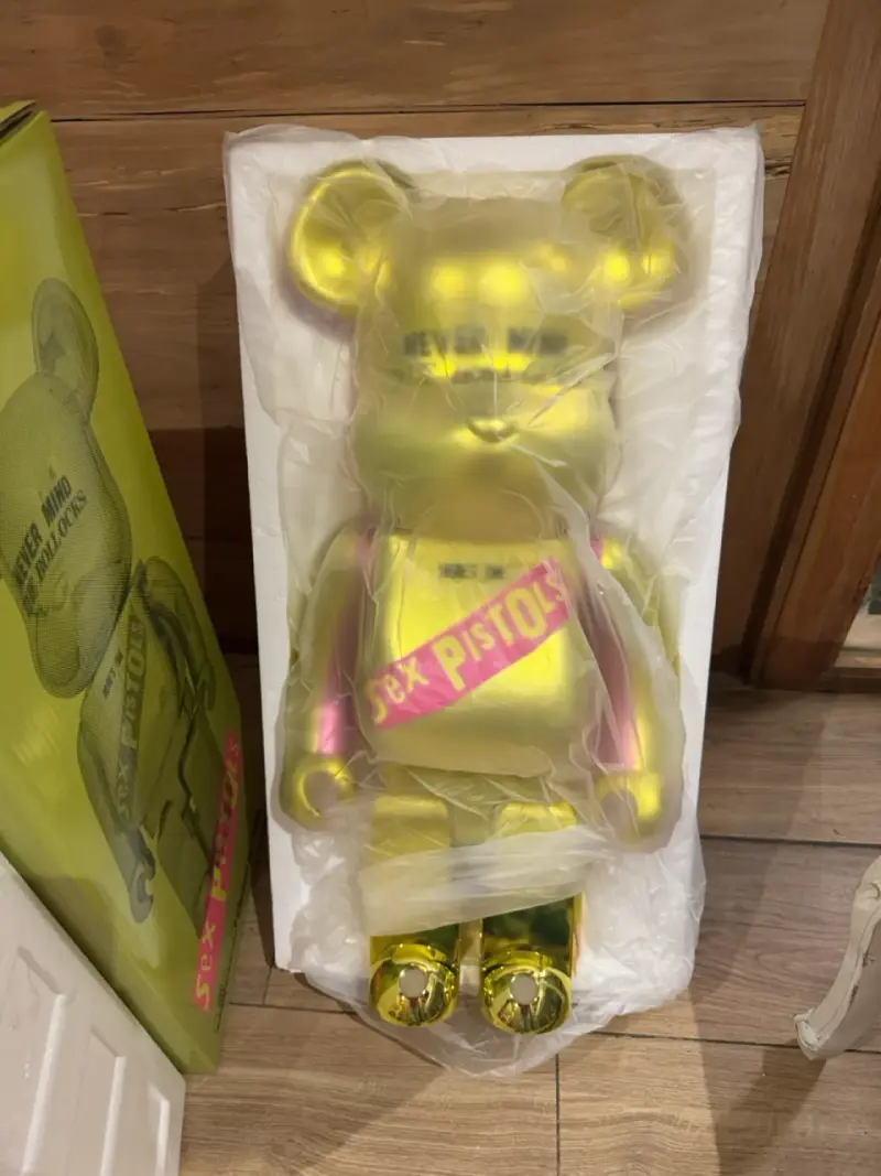 Figura de colección Sex Pistols Bearbrick 1000%% - 3