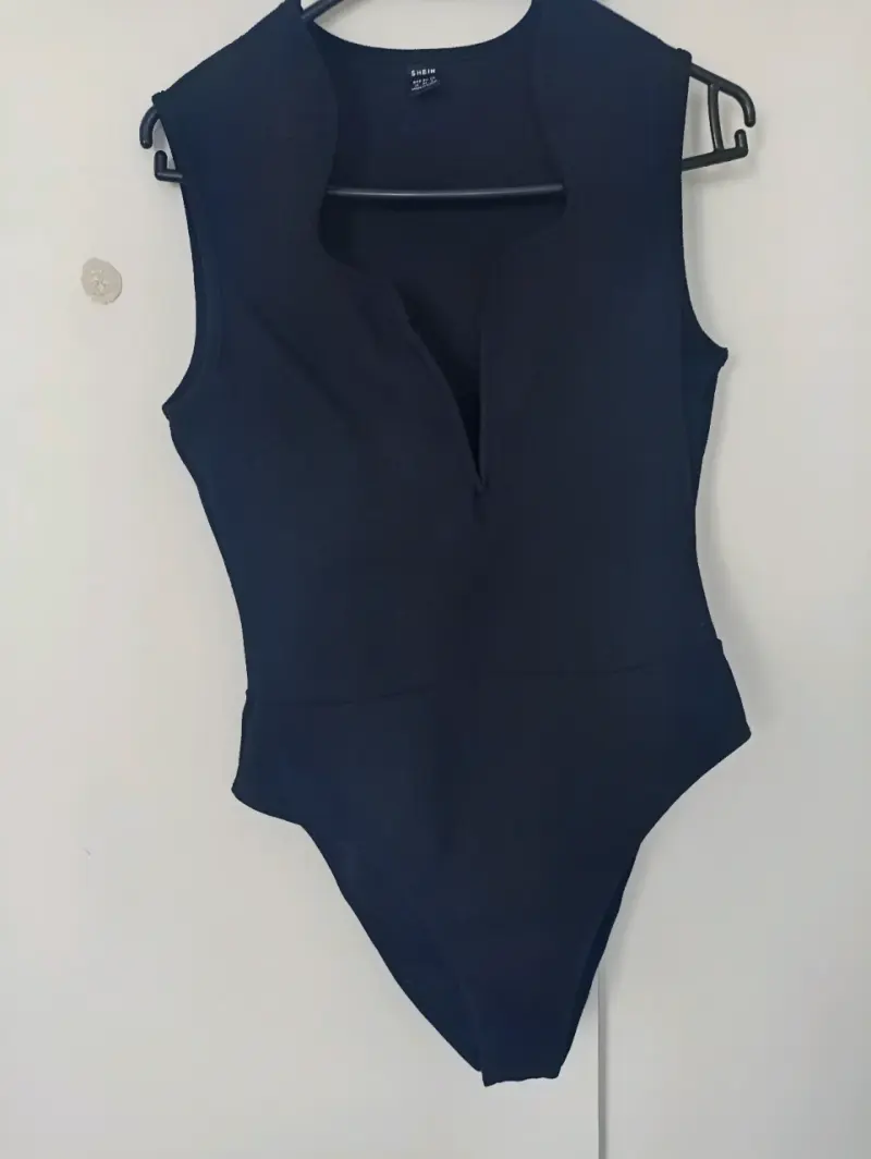 Body negro sin mangas Shein talla M - 1