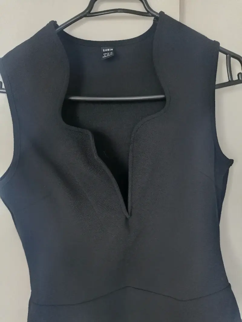 Body negro sin mangas Shein talla M - 2