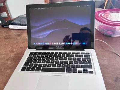 💻 MacBook Pro 13” Apple – A1278 | i5 | 500 GB - miniatura 3