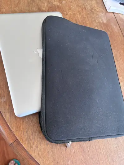 💻 MacBook Pro 13” Apple – A1278 | i5 | 500 GB - miniatura 6