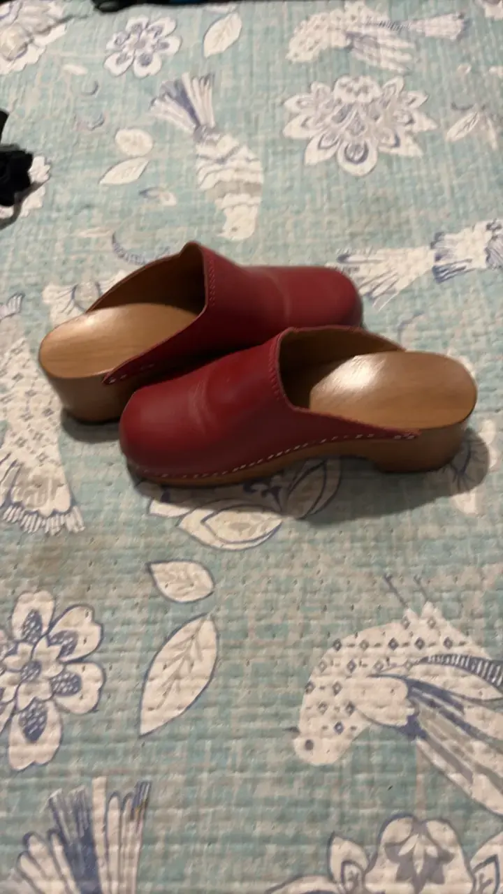Zuecos de cuero rojo para mujer - 4