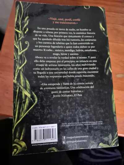 Libro El Nombre del Viento de Patrick Rothfuss - miniatura 2