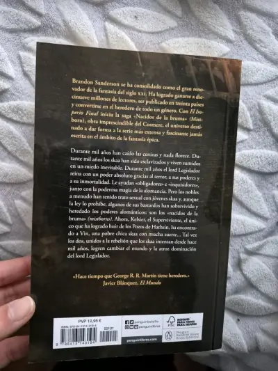 Libro 'El Imperio Final' de Brandon Sanderson - miniatura 2