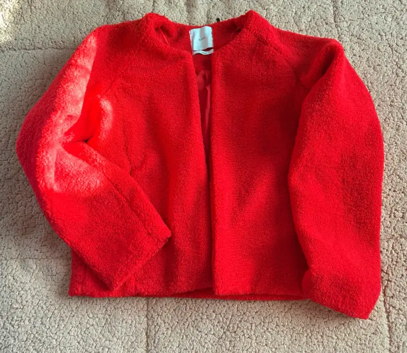 Chaqueta roja de lana para mujer - 1