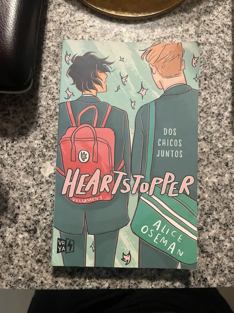 Colección de libros Heartstopper de Alice Oseman - 2