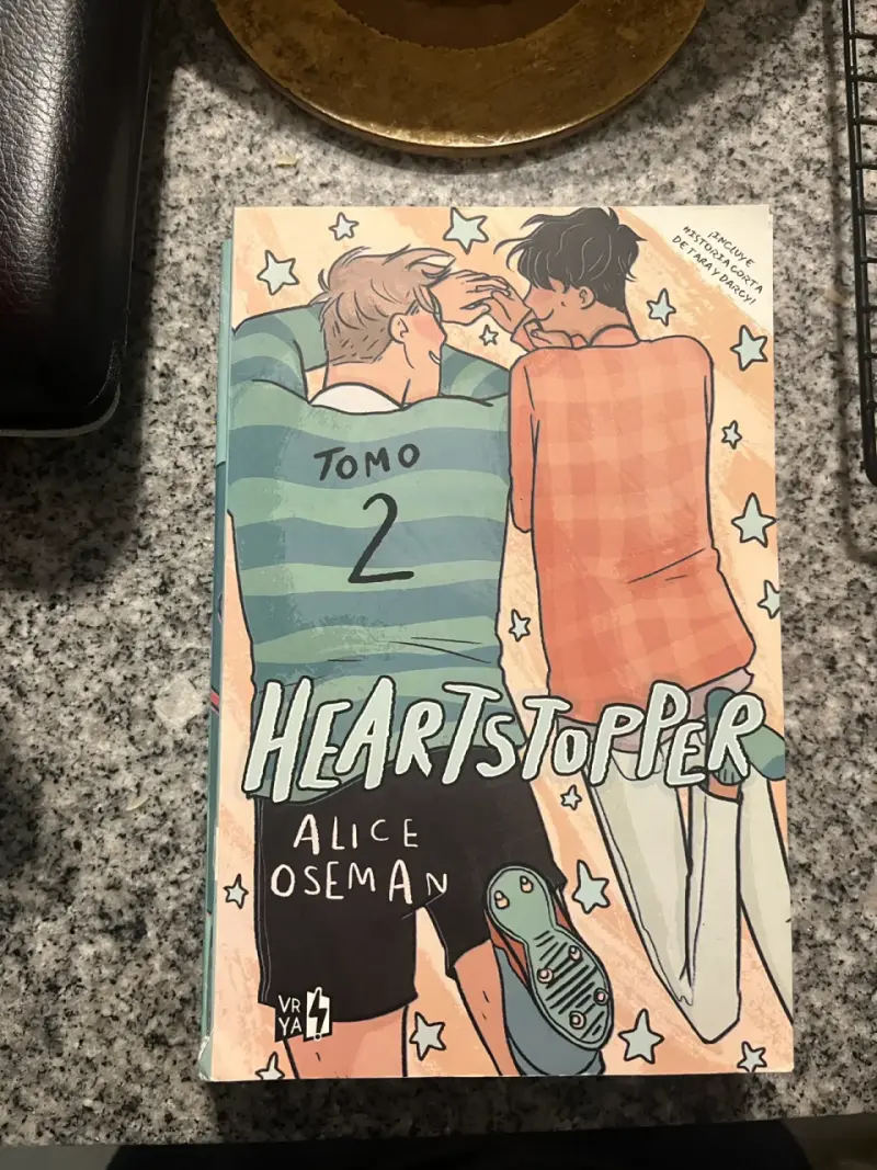 Colección de libros Heartstopper de Alice Oseman - 3