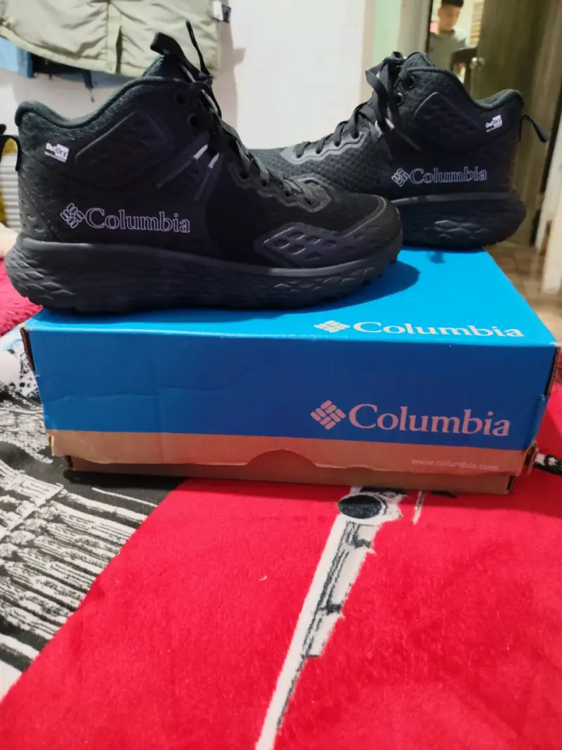 Zapatillas de trekking Columbia negras impermeables - 1