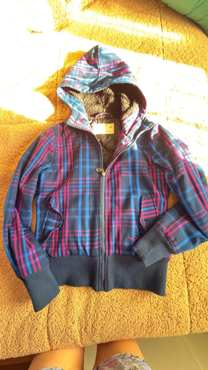 Chaqueta con capucha a cuadros para mujer - 2