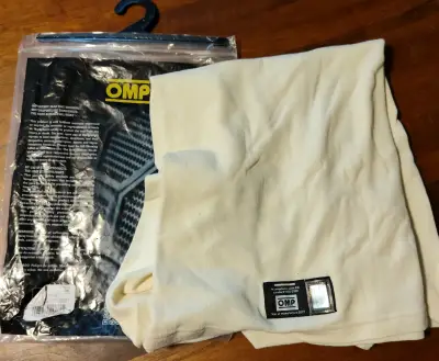Balaclava ignífuga OMP blanca para automovilismo - miniatura 1