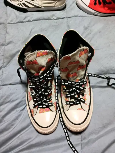 Zapatillas Converse Batman edición especia - miniatura 2