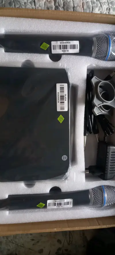 Sistema de micrófono inalámbrico UHF GLXD4 - miniatura 1