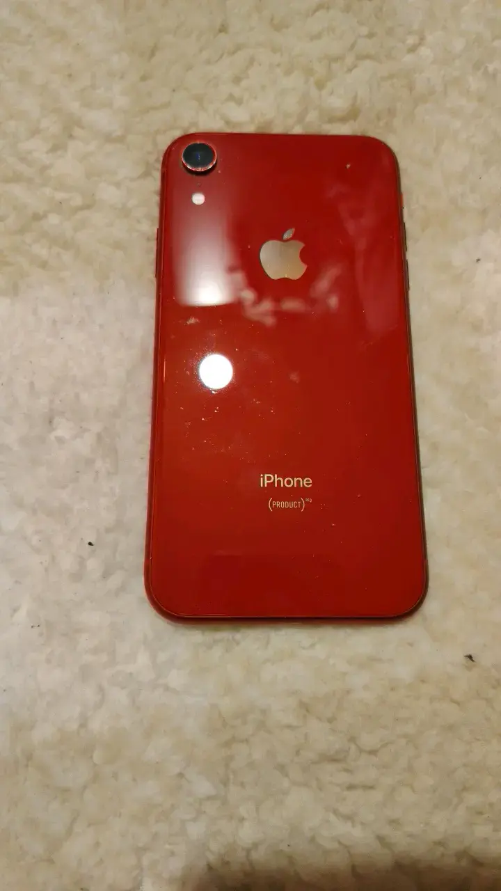 iPhone XR rojo - 1