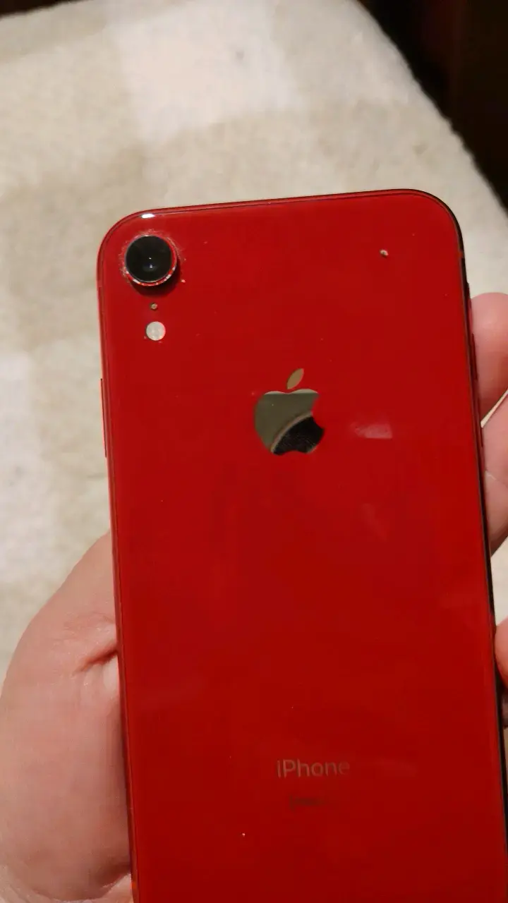 iPhone XR rojo - 4