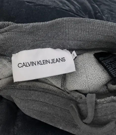 Pantalones deportivos grises Calvin Klein Jeans - 2