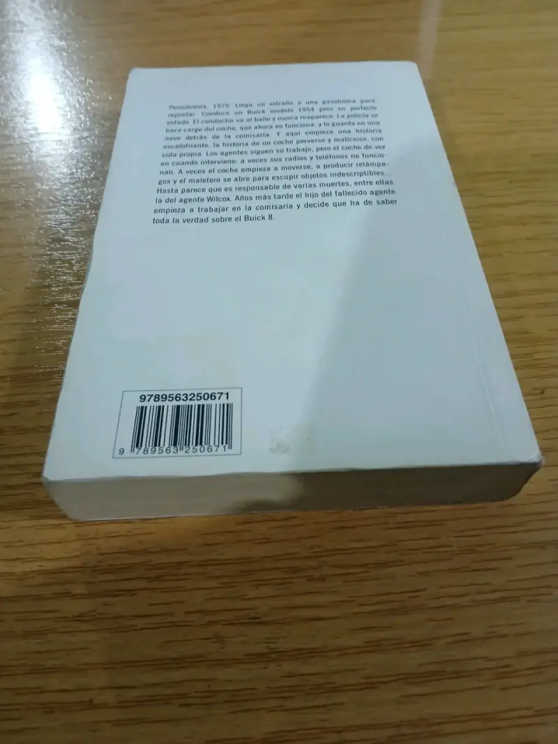 Libro 'Buick 8: Un Coche Perverso' de Stephen King - 6