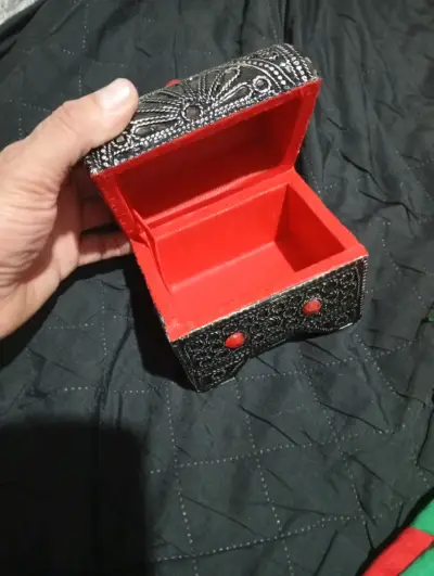 Cofre decorativo  con piedras - miniatura 2