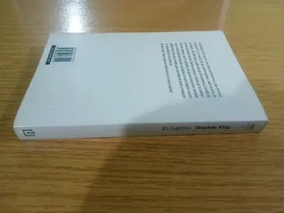 Libro 'El Fugitivo' de Stephen King en buen estado - miniatura 4