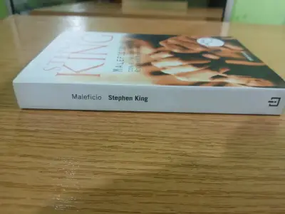 Libro 'Maleficio' de Stephen King en edición de bolsillo - miniatura 4