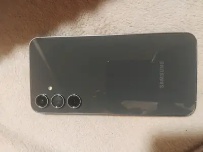 Smartphone Samsung Galaxy S23 en buen estado - miniatura 2