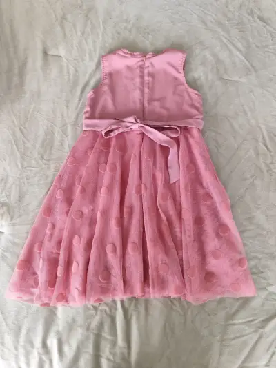 Vestido de niña rosa con lazo y tul - miniatura 2
