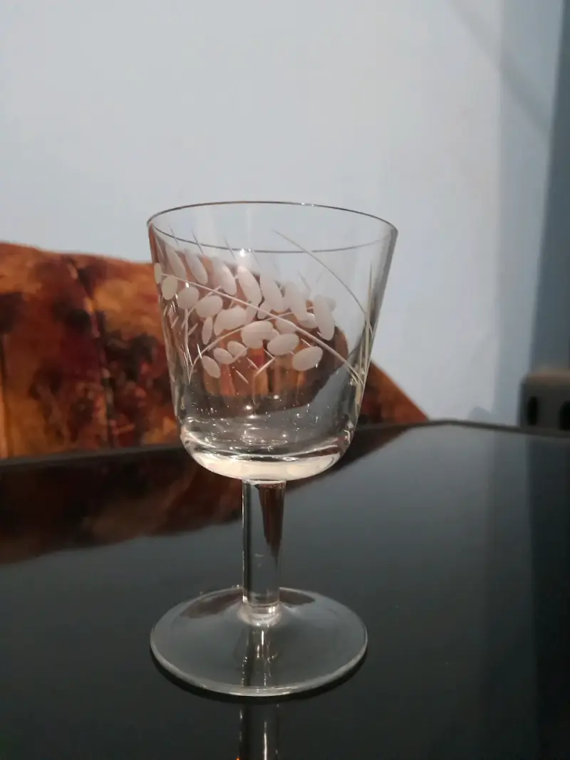Copa de cristal grabada elegante - 1