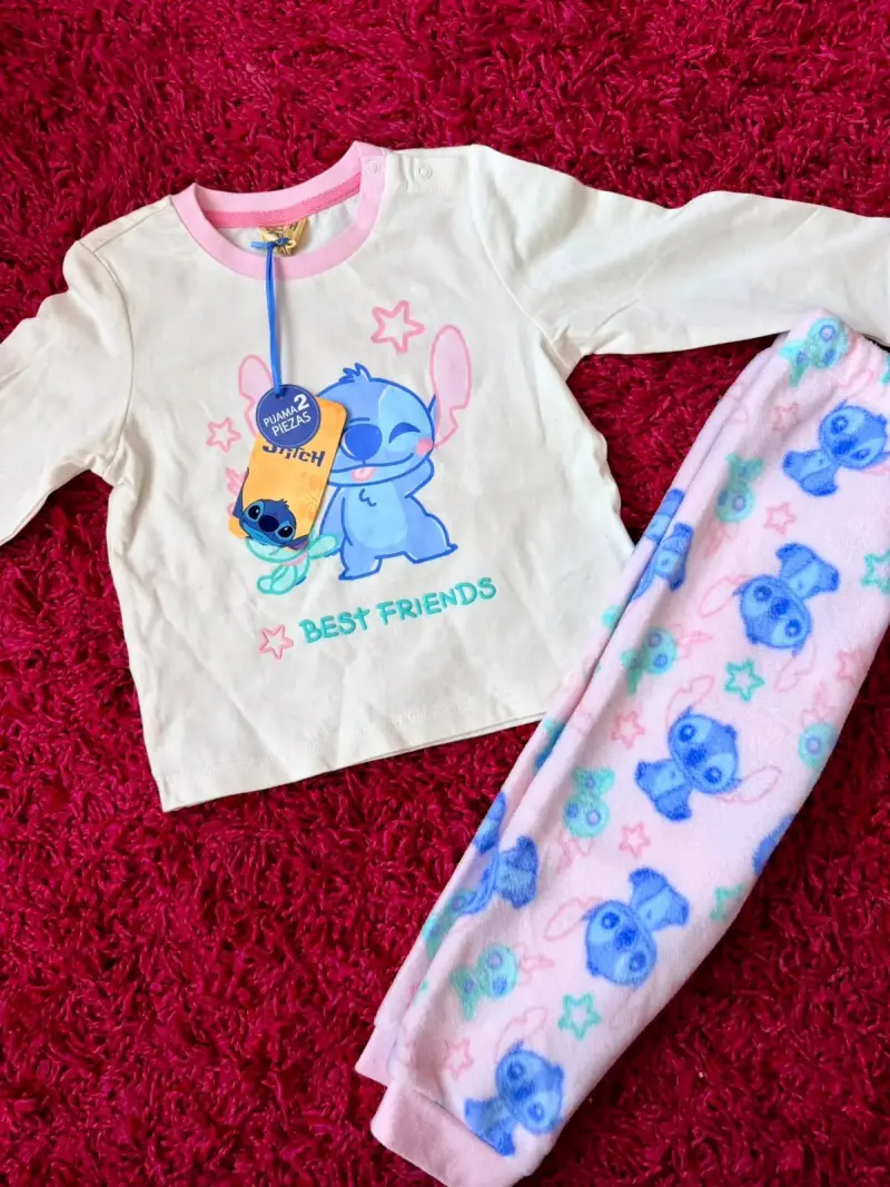 Pijama infantil de dos piezas Stitch