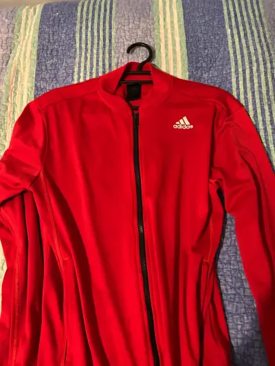 Chaqueta deportiva roja Adidas para hombre - miniatura 2