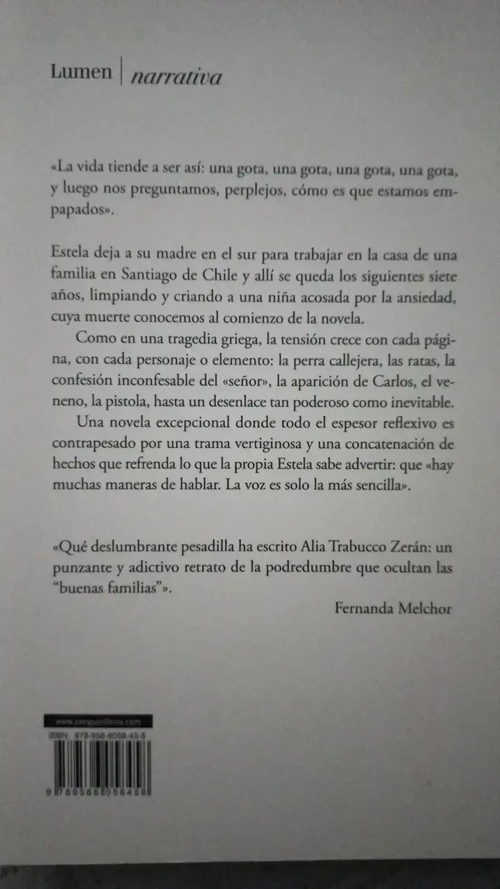 Libro 'Limpia' de Alia Trabucco Zerán - 2