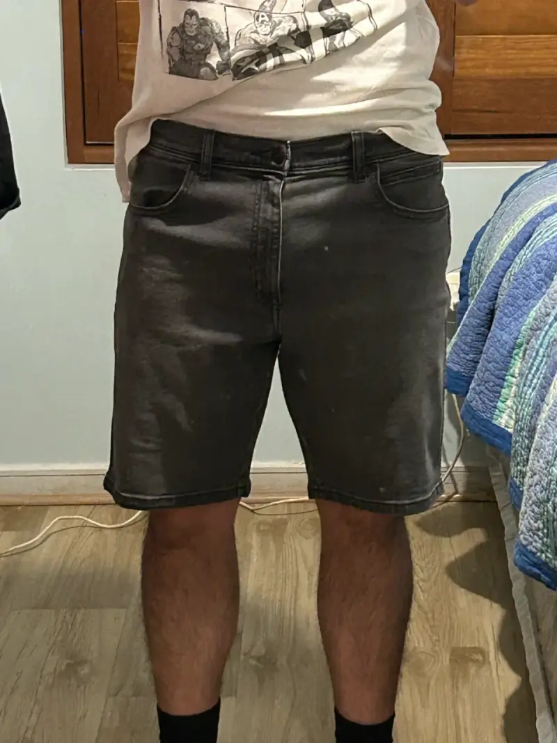 Shorts de mezclilla gris Wrangler para hombre - 3