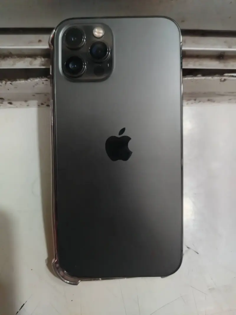 iPhone 12 Pro - 1