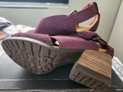 Sandalias moradas CAT - miniatura 4