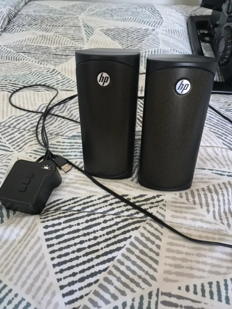 Parlantes Bluetooth RGB HP Dhe-6004 - 3