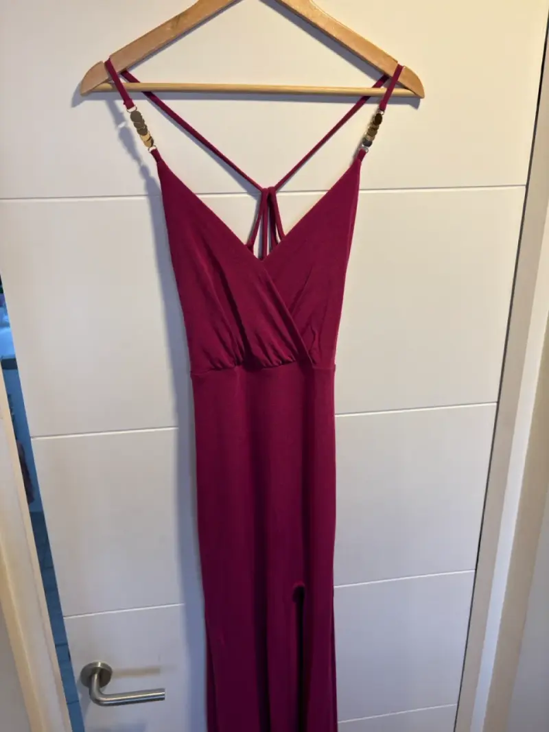Vestido largo magenta con abertura lateral - 2