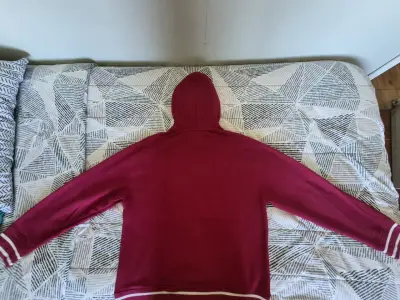 Polerón con capucha Jordan rojo para hombre - miniatura 3