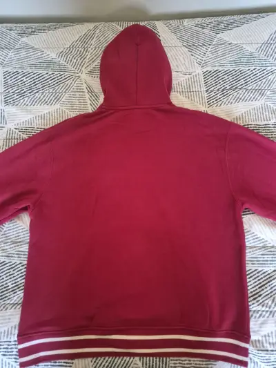 Polerón con capucha Jordan rojo para hombre - miniatura 4
