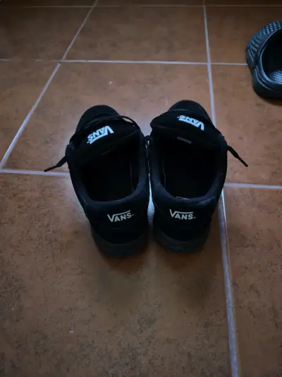Zapatillas negras Vans para hombre - miniatura 2