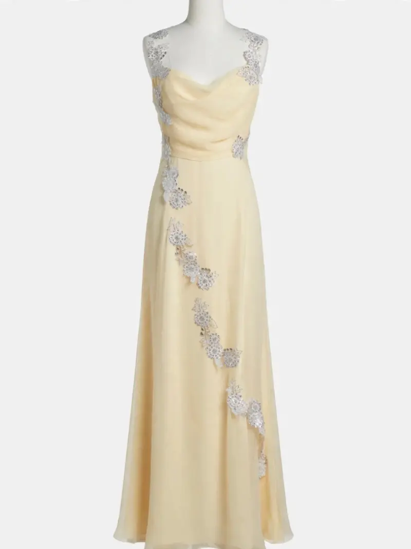 Vestido de noche largo con encaje floral - 1