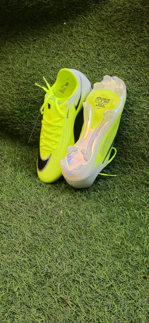 Zapatillas de fútbol Nike amarillo con Dynamic Fit - 1