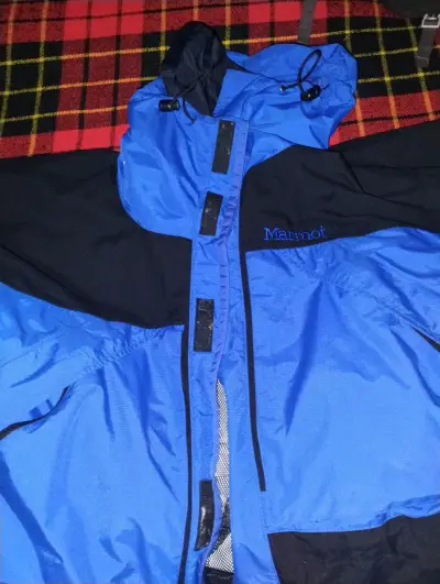 Chaqueta impermeable azul Marmot para hombre - miniatura 6