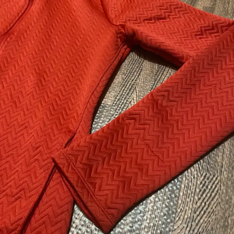 Chaqueta deportiva roja Adidas para mujer Talla S - 4