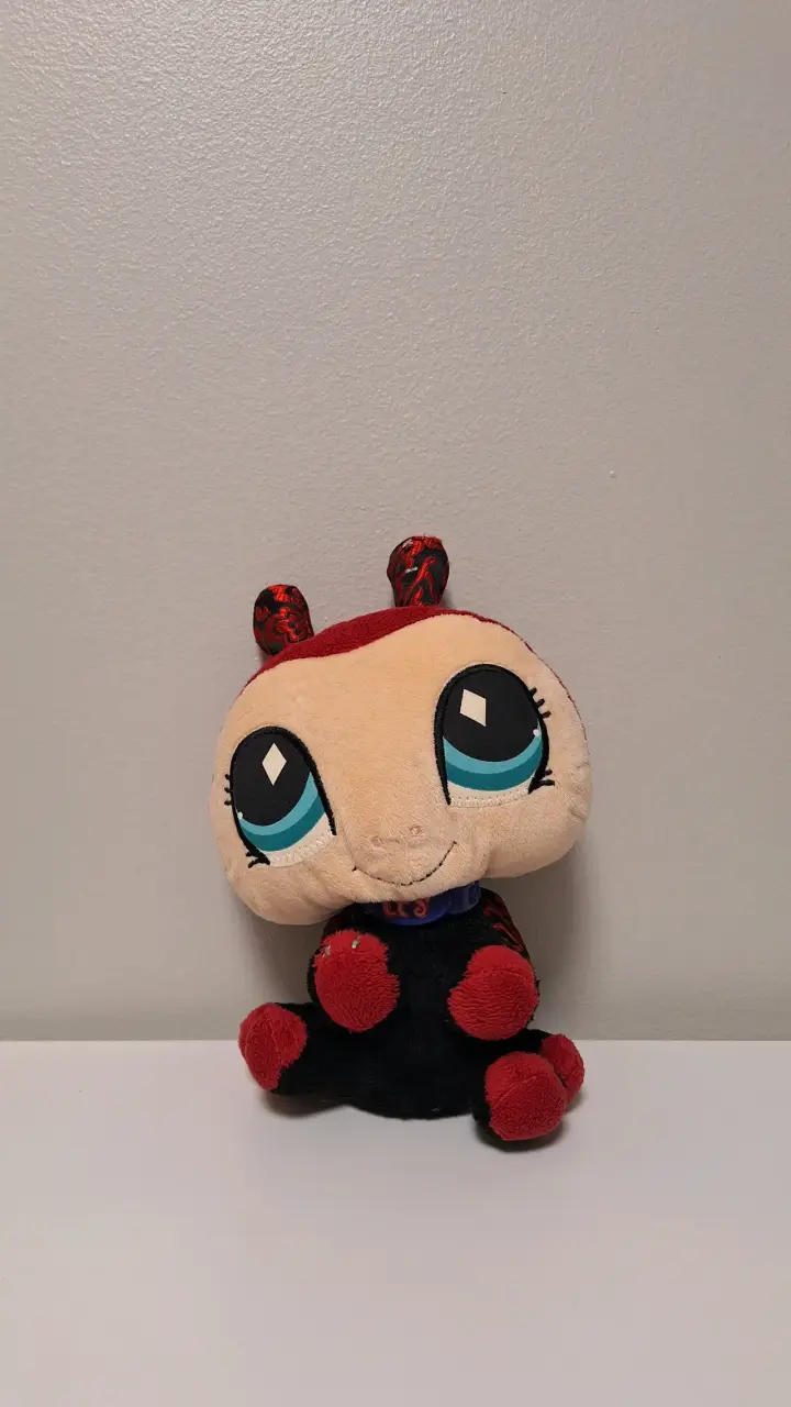Peluche LPS mariquita (chinita)