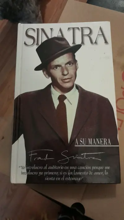 Libro y CD de Frank Sinatra 'A Su Manera' - miniatura 1